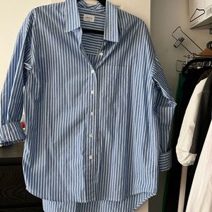 Aritzia Button Up